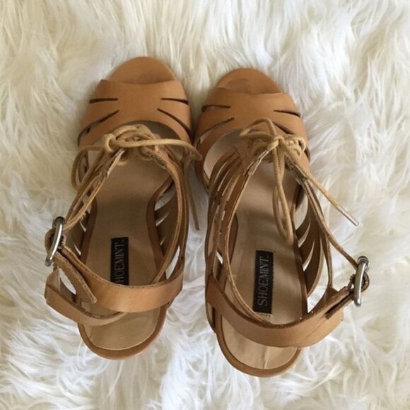 ✨2xHP✨Shoemint Elizabeth Lace Up Heels✨ - Picture 6 of 8